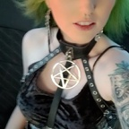 girlshapedgoth avatar